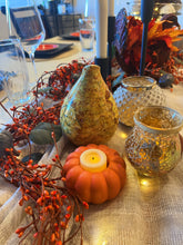 Load image into Gallery viewer, Pumpkin Tea Light Candle Holder