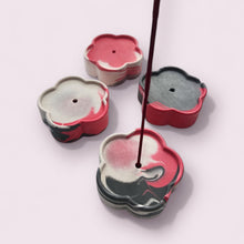 Load image into Gallery viewer, Daisy Incense Holder