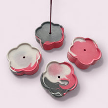 Load image into Gallery viewer, Daisy Incense Holder