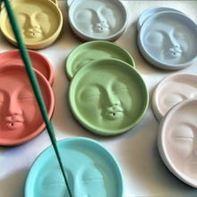 Load image into Gallery viewer, Moon Face Incense Holder